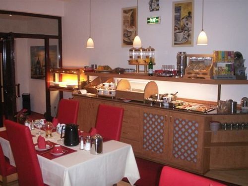Hotel Astor 3*